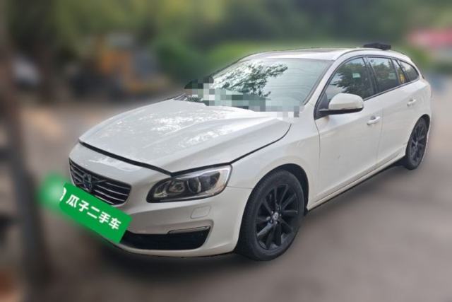 Used Volvo V60 2014 T5 Zhiyi Edition