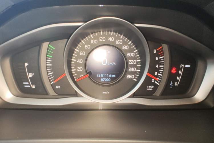 Used Volvo V60 2014 T5 Zhiyi Edition Instrument Cluster