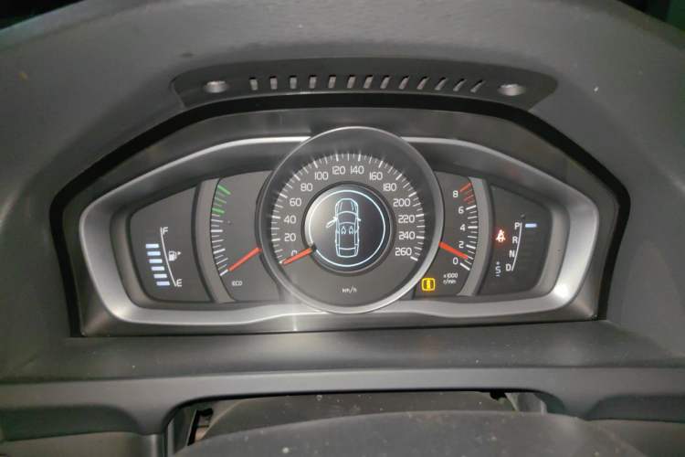 Used Volvo V60 2014 T5 Zhiyi Edition Instrument Cluster