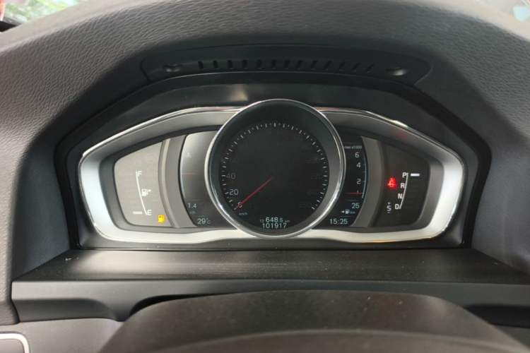 Used Volvo V60 2014 Restyled T5 Zhiya Edition Instrument Cluster