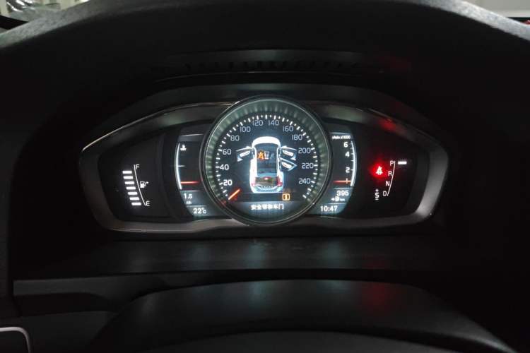 Used Volvo V60 2014 T5 Zhiya Edition Instrument Cluster