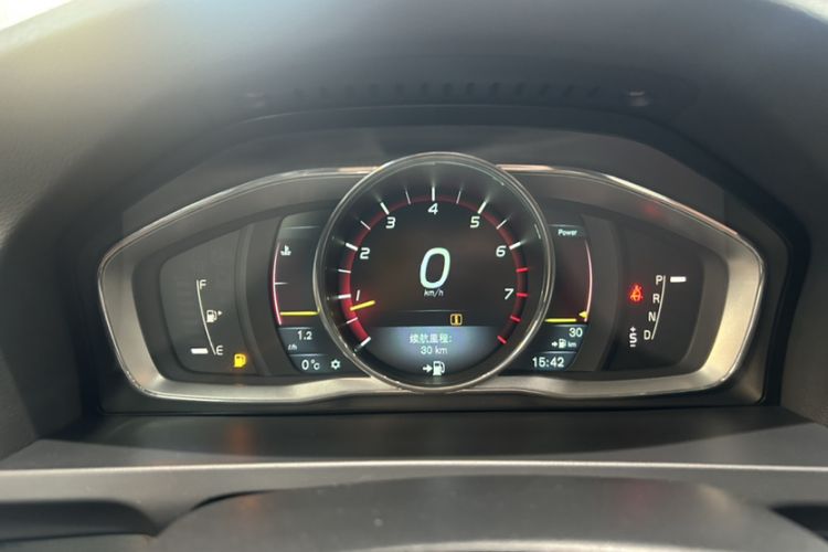 Used Volvo V60 2014 T5 Zhiya Edition Instrument Cluster