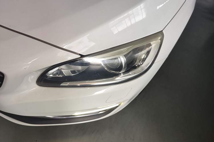 Used Volvo V60 2014 T5 Zhiyi Edition Left Front Headlight