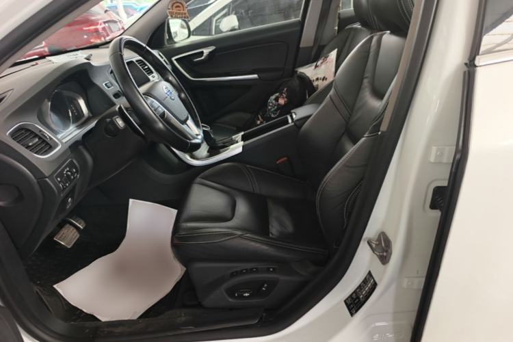 Used Volvo V60 2014 Restyled T5 Zhiya Edition Left Front Seat