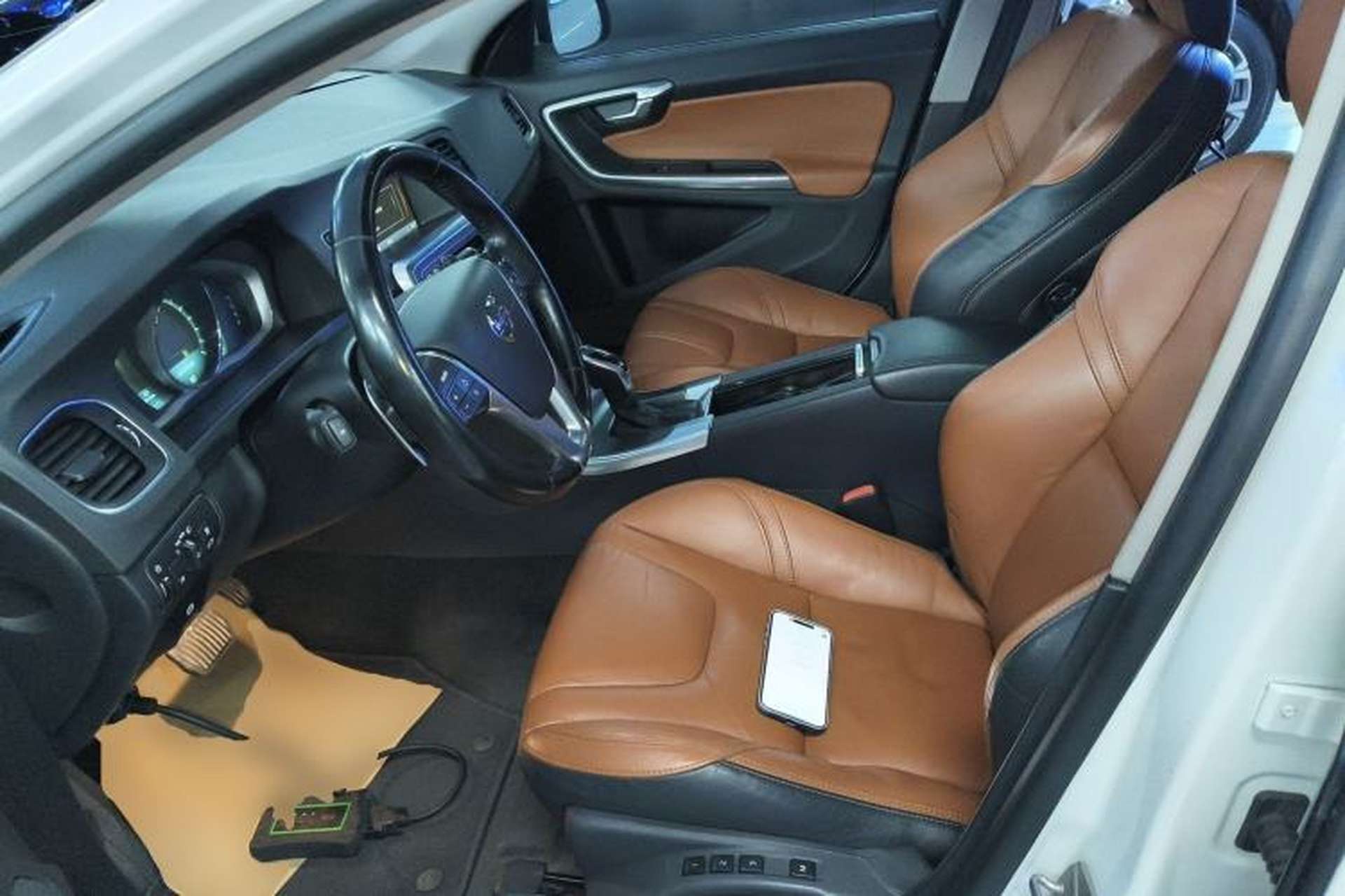 Used Volvo V60 2014 Restyled T5 Zhiya Edition Left Front Seat