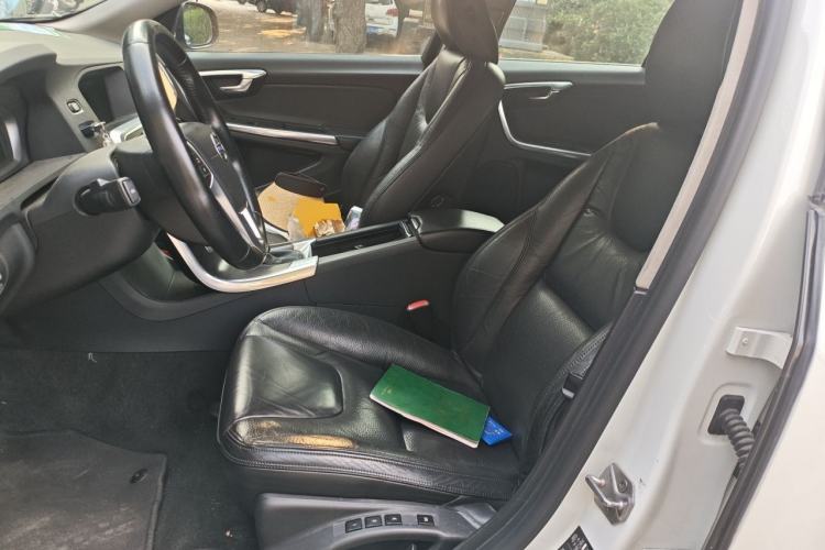 Used Volvo V60 2014 T5 Zhiyi Edition Left Front Seat
