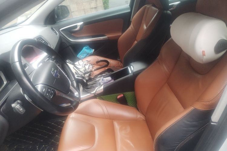Used Volvo V60 2014 T5 Zhiya Edition Left Front Seat