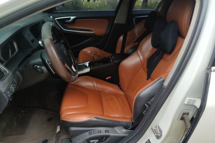 Used Volvo V60 2014 T5 Zhiya Edition Left Front Seat
