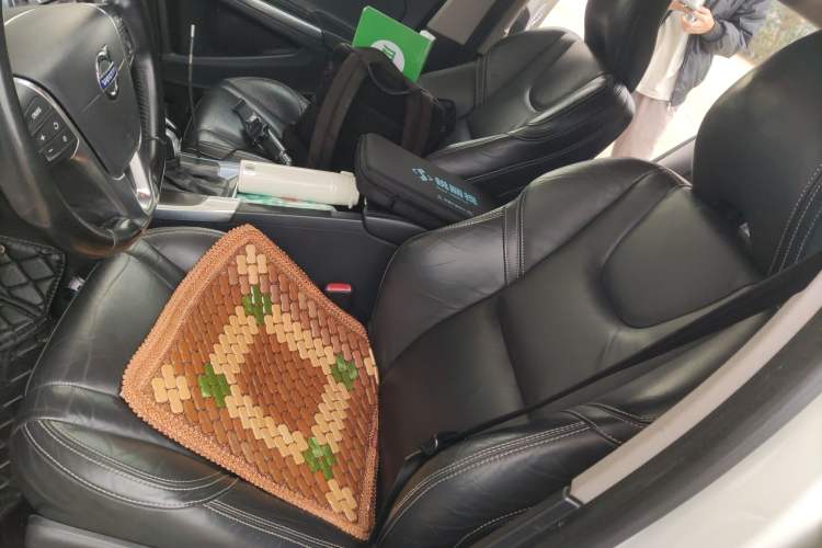 Used Volvo V60 2014 Restyled T5 Zhiya Edition Left Front Seat