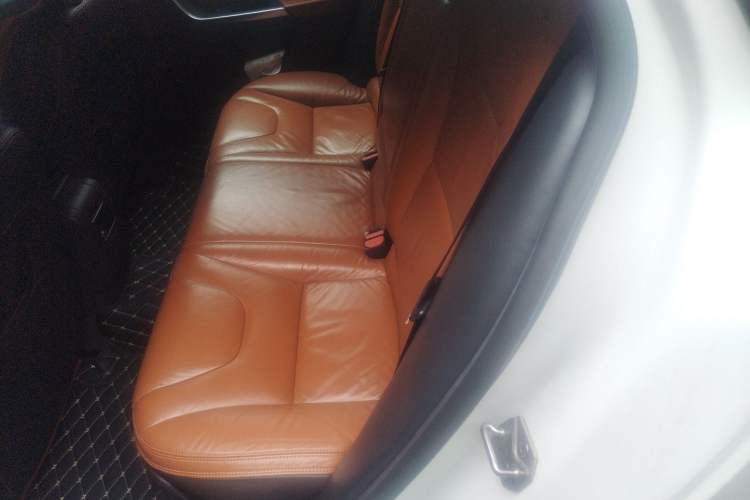 Used Volvo V60 2014 T5 Zhiya Edition Left Rear Seat