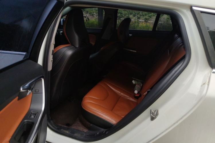 Used Volvo V60 2014 T5 Zhiya Edition Left Rear Seat