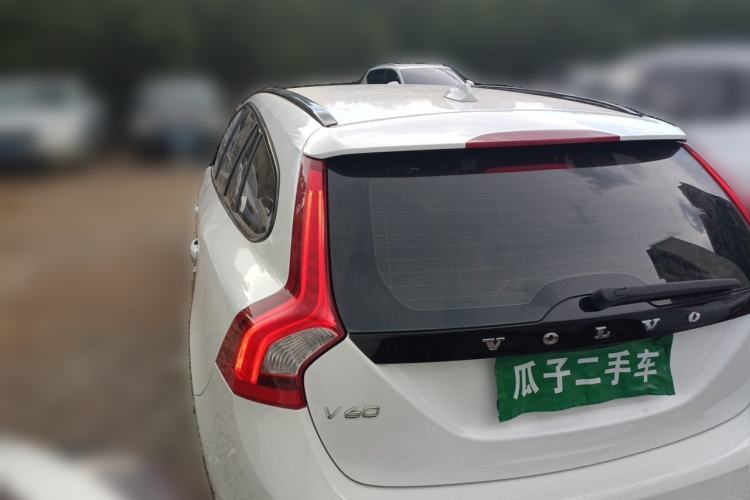 Used Volvo V60 2014 T5 Zhiyi Edition Rear Left 45 Deg
