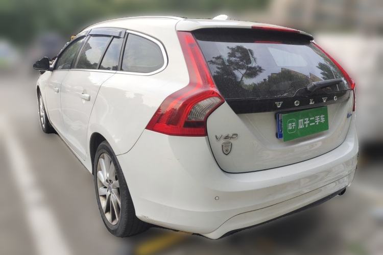 Used Volvo V60 2014 T5 Zhiyi Edition Rear Left 45 Deg
