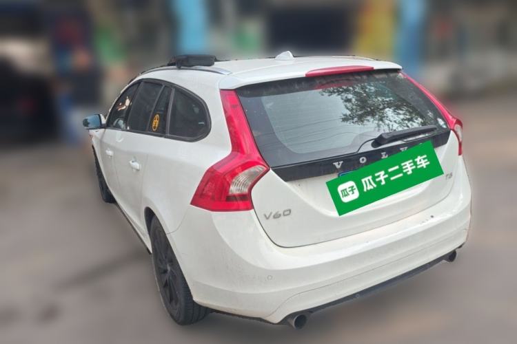 Used Volvo V60 2014 T5 Zhiyi Edition Rear Left 45 Deg