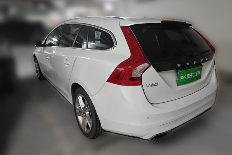 Used Volvo V60 2014 T5 Zhiya Edition Rear Left 45 Deg