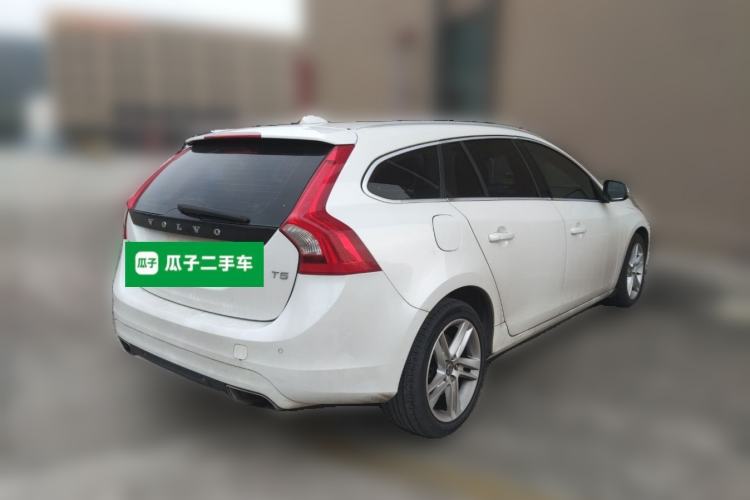 Used Volvo V60 2014 Restyled T5 Zhiya Edition Rear Right 45 Deg