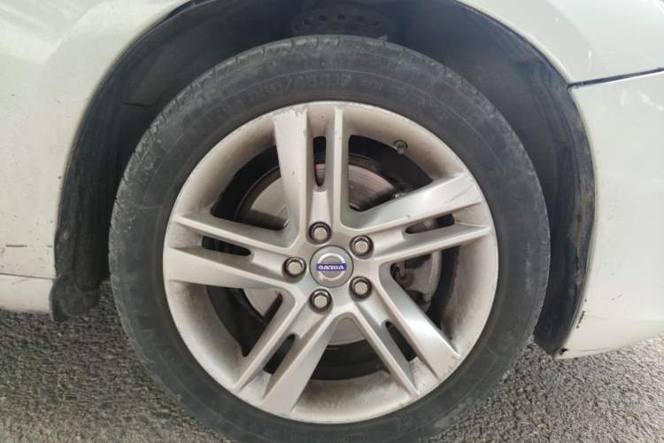 Used Volvo V60 2014 T5 Zhiya Edition Right Front Wheel Hub