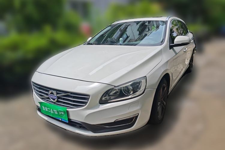 Used Volvo V60 2014 Restyled T5 Zhiya Edition Guazi used car, China used car export, Used car for sale, Used Volvo cars, Cheapest cars for sale