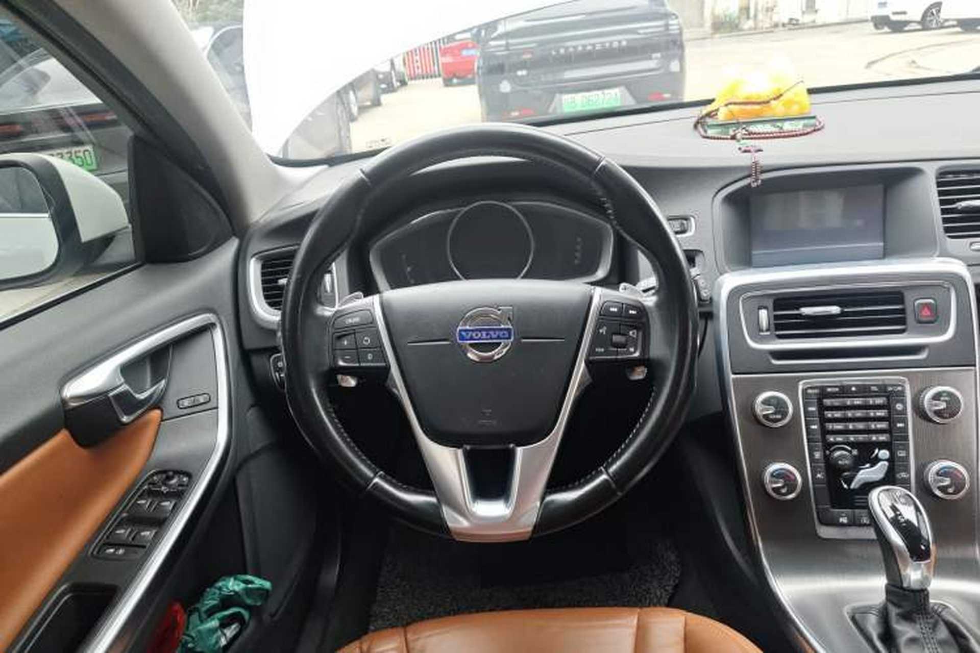 Used Volvo V60 2014 T5 Zhiya Edition Steering Wheel
