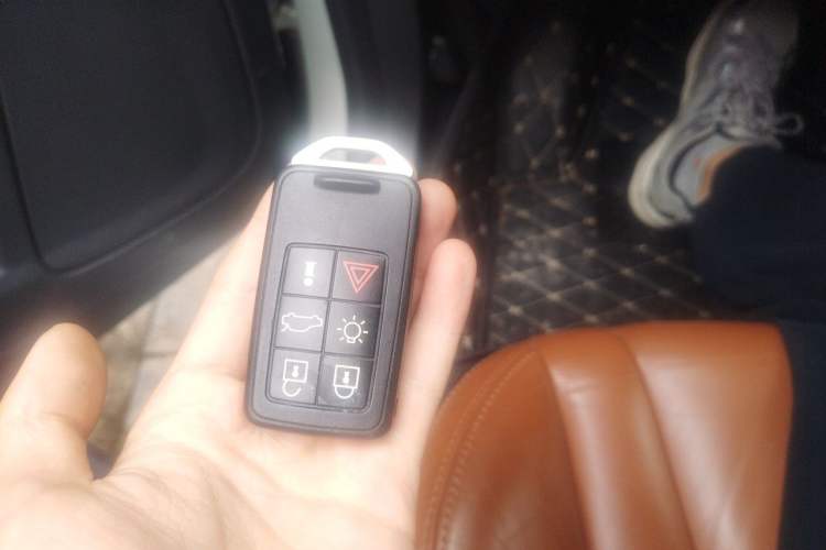 Used Volvo V60 2014 T5 Zhiya Edition Vehicle Key