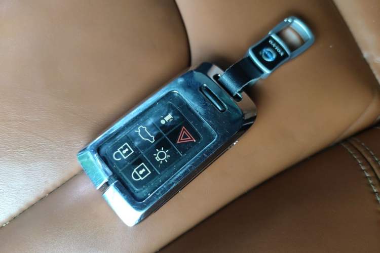 Used Volvo V60 2014 T5 Zhiya Edition Vehicle Key