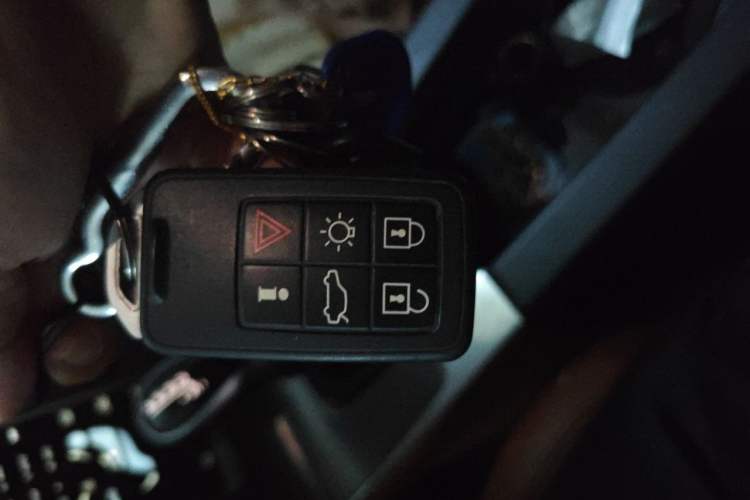 Used Volvo V60 2014 T5 Zhiya Edition Vehicle Key