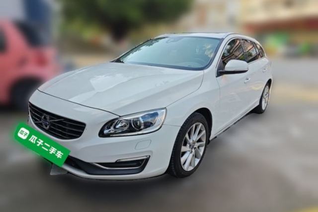 Used Volvo V60 2014 T5 Zhiyi Edition