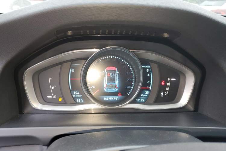 Used Volvo V60 2014 T5 Zhiya Edition Instrument Cluster