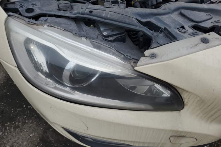 Used Volvo V60 2014 T5 Zhiya Edition Right Front Headlight