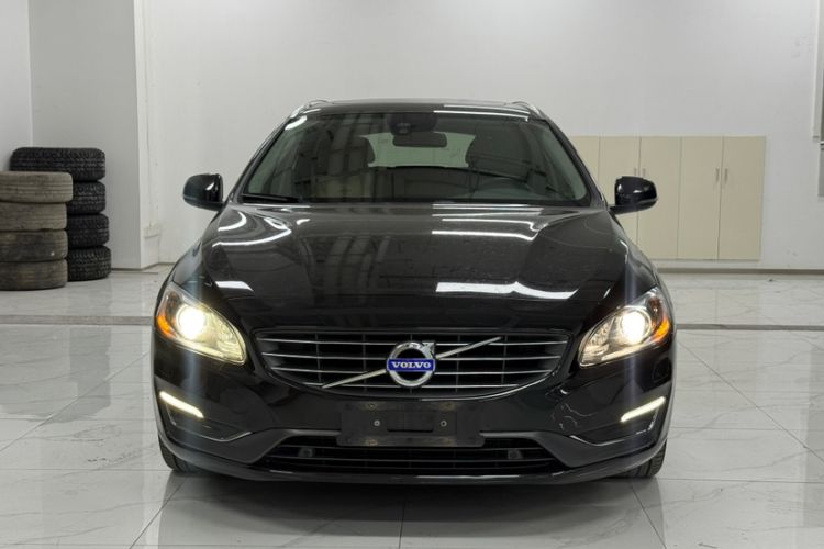 Used Volvo V60 2015 T5 Zhiyi Edition Exterior 1