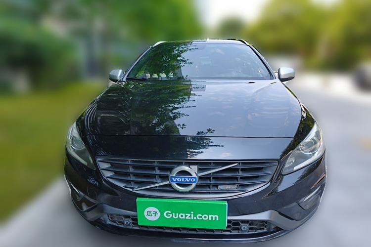 Used Volvo V60 2015 T5 Zhiyi Personalized Sport Edition Front