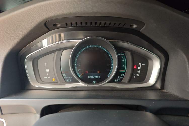 Used Volvo V60 2015 T5 Zhiyi Edition Instrument Cluster
