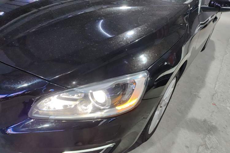 Used Volvo V60 2015 T5 Zhiyi Edition Left Front Headlight