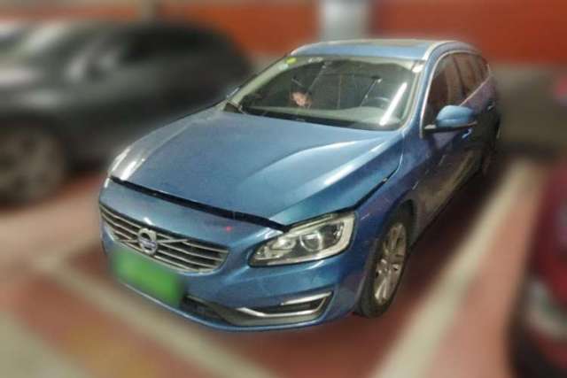 Used Volvo V60 2015 T5 Zhiyi Edition