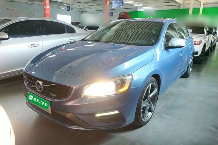 Used Volvo V60 2015 T5 Zhiyi Personalized Sport Edition Guazi used car, China used car export, Used car for sale, Used cars, Cheapest cars for sale