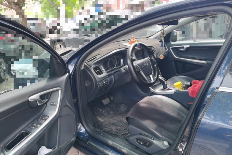 Used Volvo V60 2015 T5 Zhiyi Edition Driver Seat