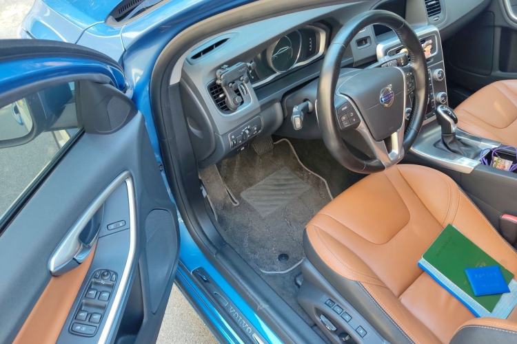 Used Volvo V60 2015 T5 Zhiya Edition Driver Seat
