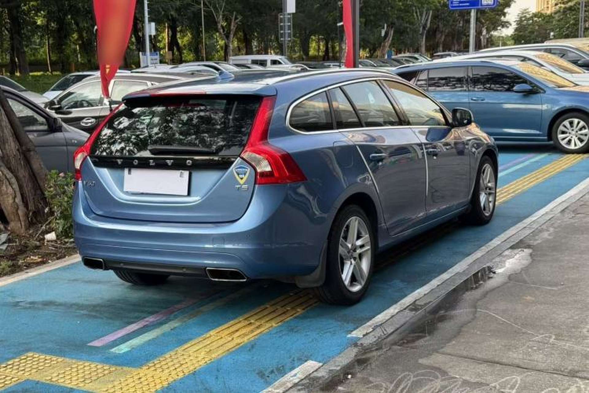 Used Volvo V60 2015 T5 Zhiya Edition Exterior 6