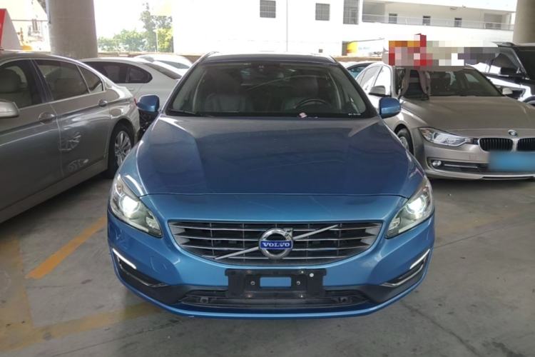 Used Volvo V60 2015 T5 Zhiyi Edition Front