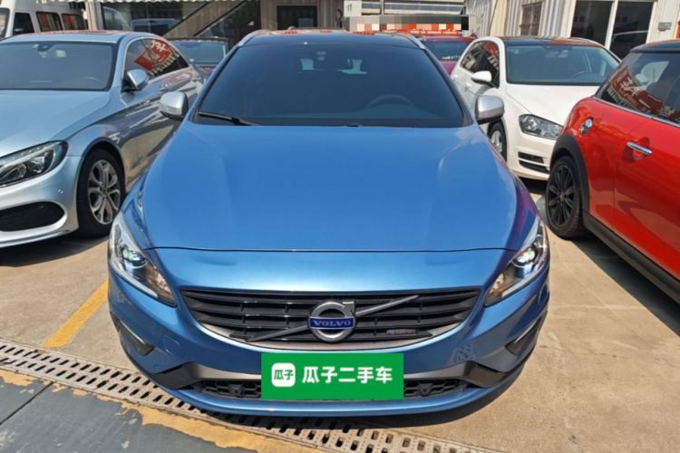 Used Volvo V60 2015 T5 Zhiyi Personalized Sport Edition Front