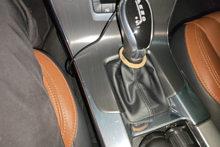 Used Volvo V60 2015 T5 Zhiya Edition Gear Lever