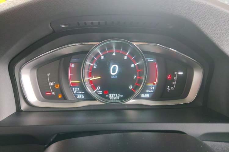 Used Volvo V60 2015 T5 Zhiyi Edition Instrument Cluster