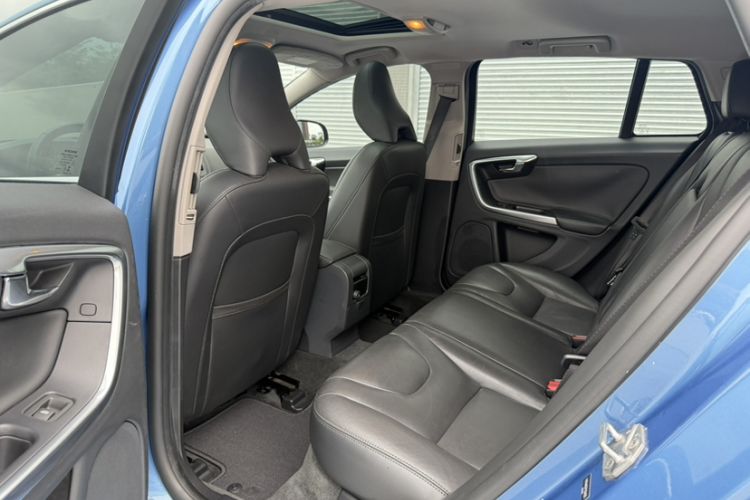 Used Volvo V60 2015 T5 Zhiyi Edition Interior 5