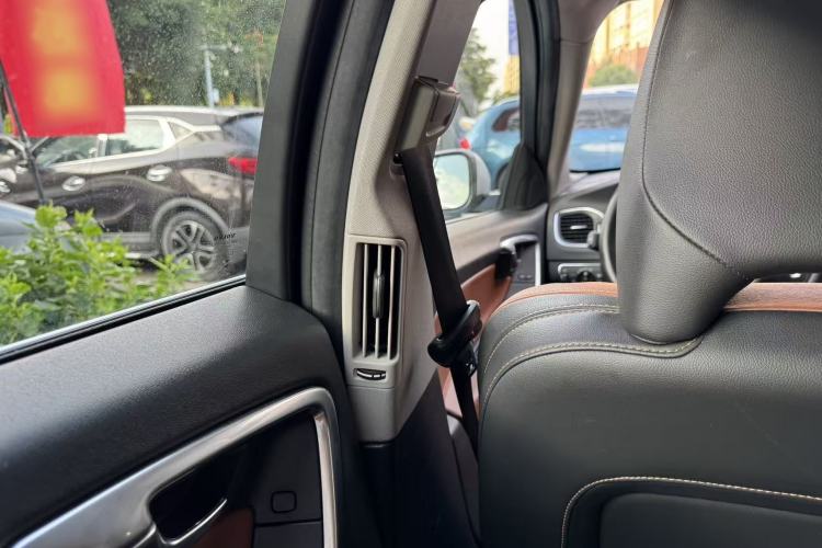 Used Volvo V60 2015 T5 Zhiya Edition Interior 6