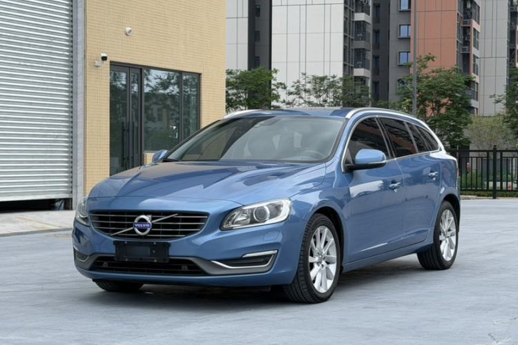 Used Volvo V60 2015 T5 Zhiyi Edition Guazi used car, China used car export, Used car for sale, Used cars, Cheapest cars for sale