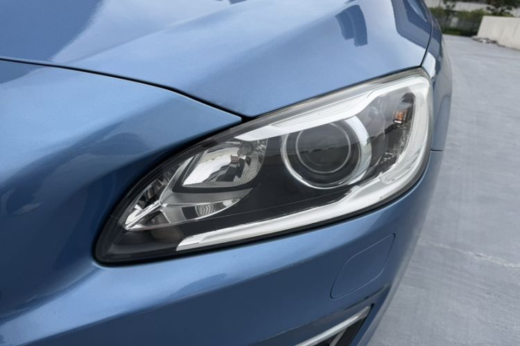 Used Volvo V60 2015 T5 Zhiyi Edition Left Front Headlight