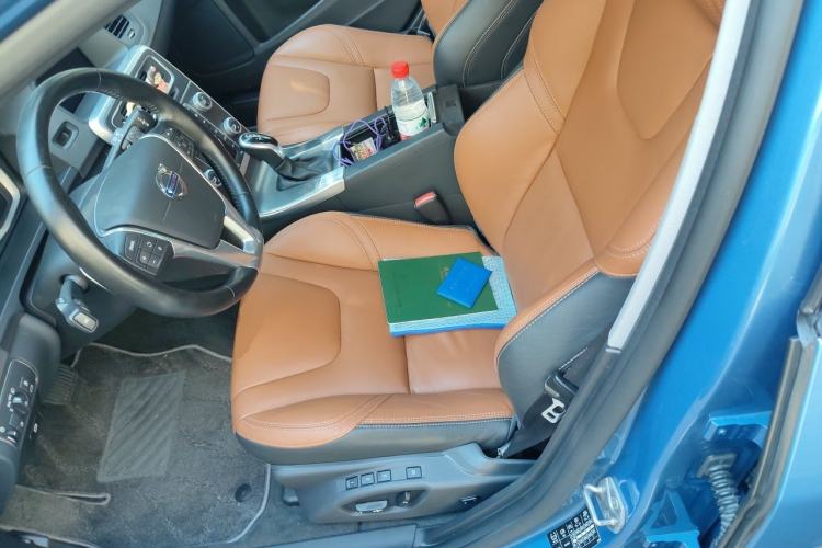 Used Volvo V60 2015 T5 Zhiya Edition Left Front Seat