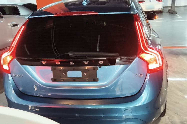 Used Volvo V60 2015 T5 Zhiyi Edition Rear