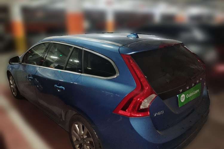 Used Volvo V60 2015 T5 Zhiyi Edition Rear Left 45 Deg
