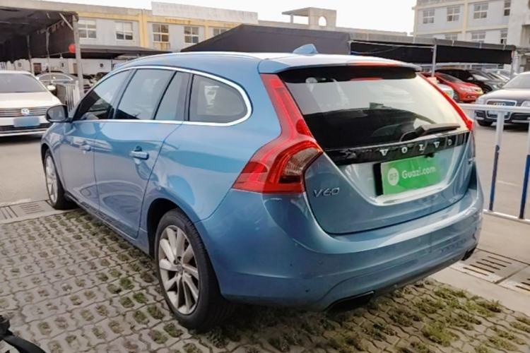 Used Volvo V60 2015 T5 Zhiyi Edition Rear Left 45 Deg